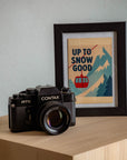 Postkarte aus Holz Retro "Up to snow good"